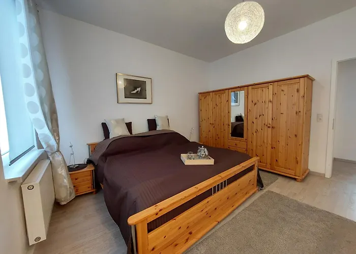 Gemuetliche Vier-Zimmer-Ferienwohnung \