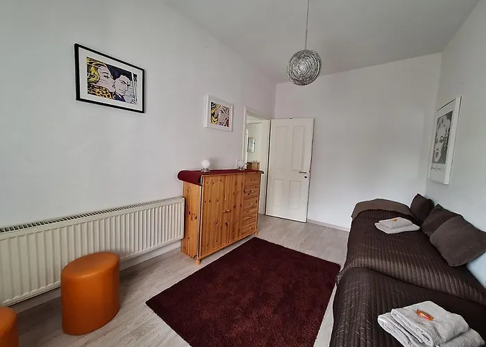 Gemuetliche Vier-Zimmer-Ferienwohnung \
