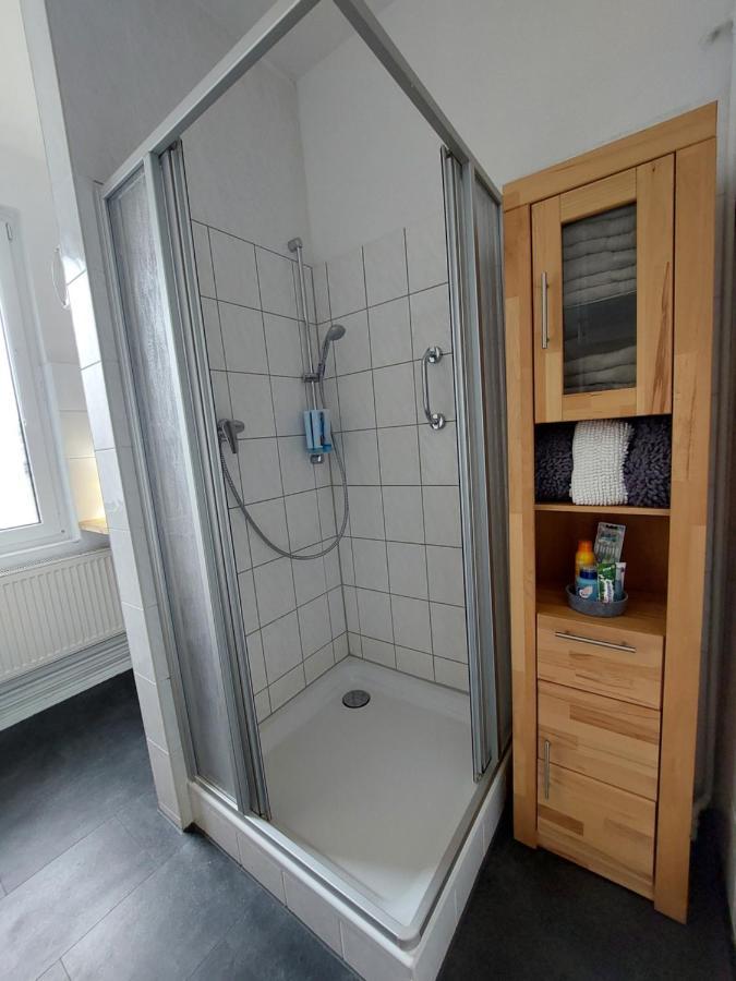 Apartment Gemuetliche Vier-zimmer-ferienwohnung 